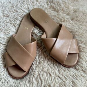 Splendid nude leather sandals Size 6M